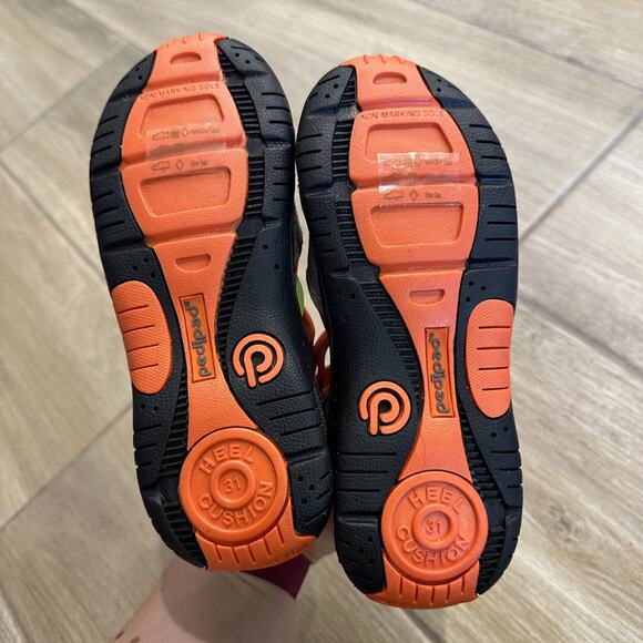 NWT Pediped Delmar Grey Sneakers - Picture 8 of 8